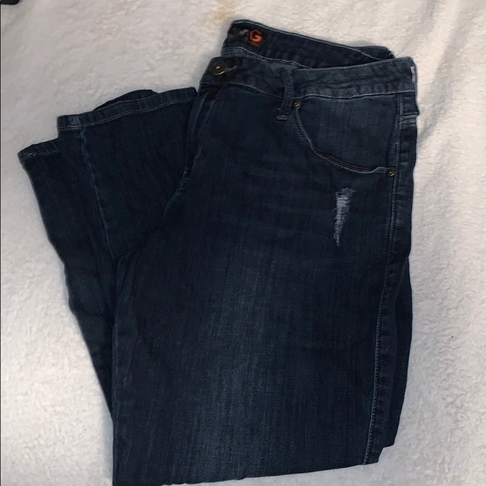 Dark wash Guess Jeans 🌼marked down price🌼